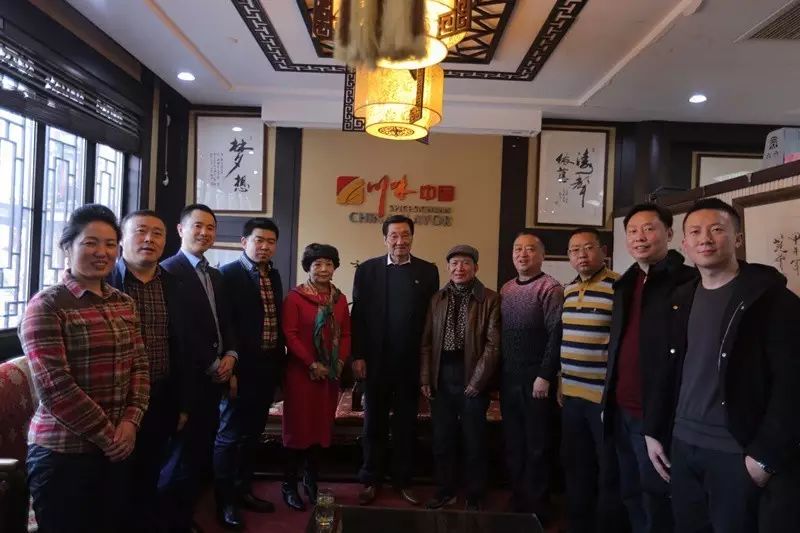 泰中艺术家联合会会长蔡义批到访四川传统文化会客厅 (图6)