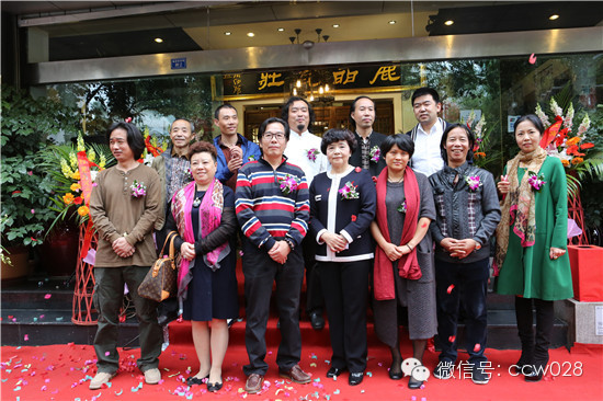 景德镇当代中青年实力派陶瓷艺术大师作品展在蓉成功举办 (图16)